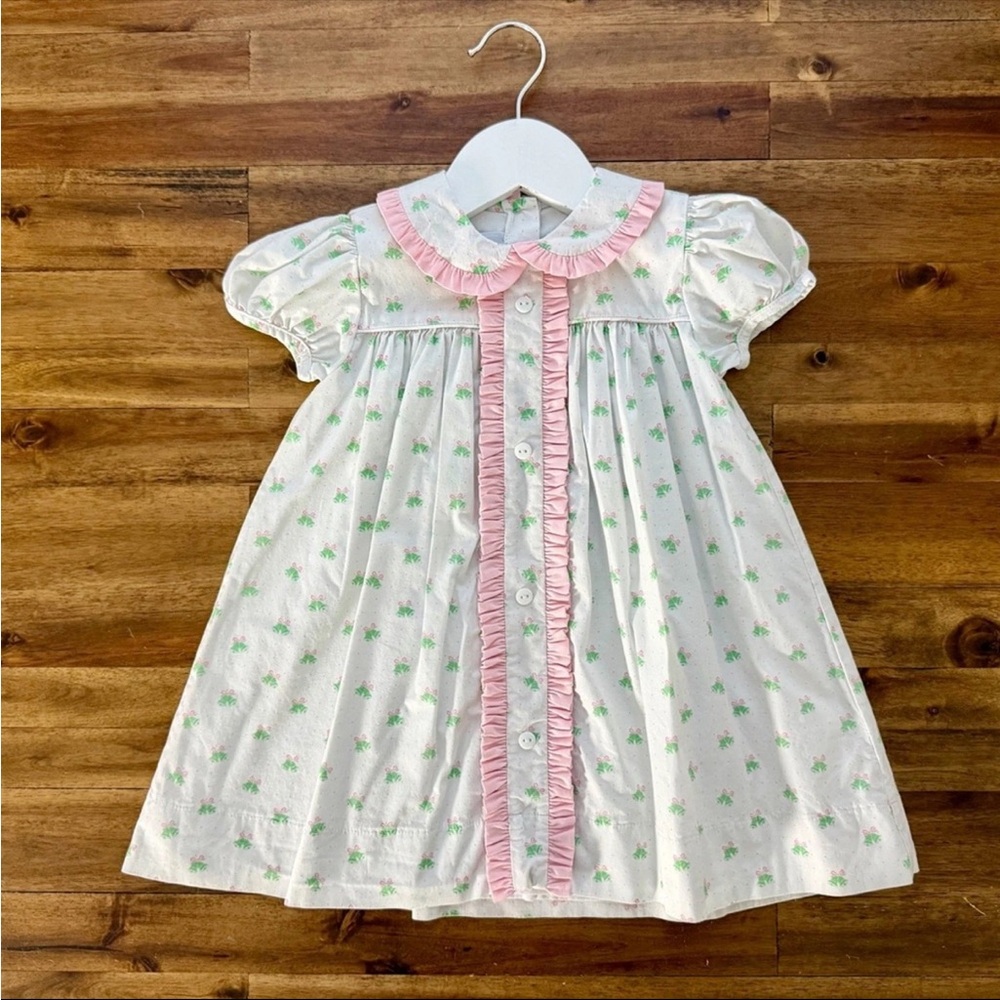 James & Lottie White & Pink
Ruffle Christmas Bells Dress
3T Short Sleeve Preppy